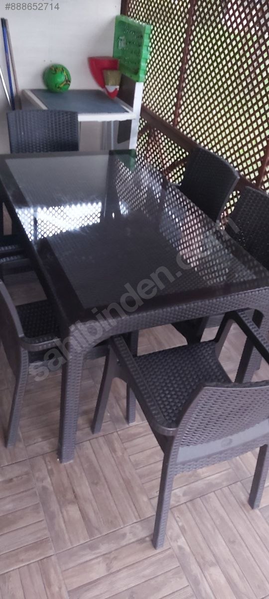 İkinci El Plastik Masa &amp; Sandalye Takımı