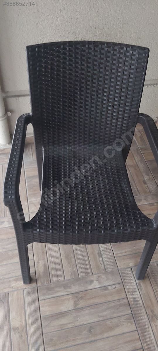 İkinci El Plastik Masa &amp; Sandalye Takımı