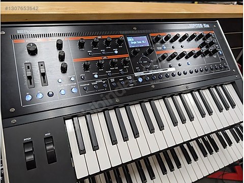 Roland Jupiter XM Kutulu, Hatasız, Sıfır Ayarında - Synthesizer ve