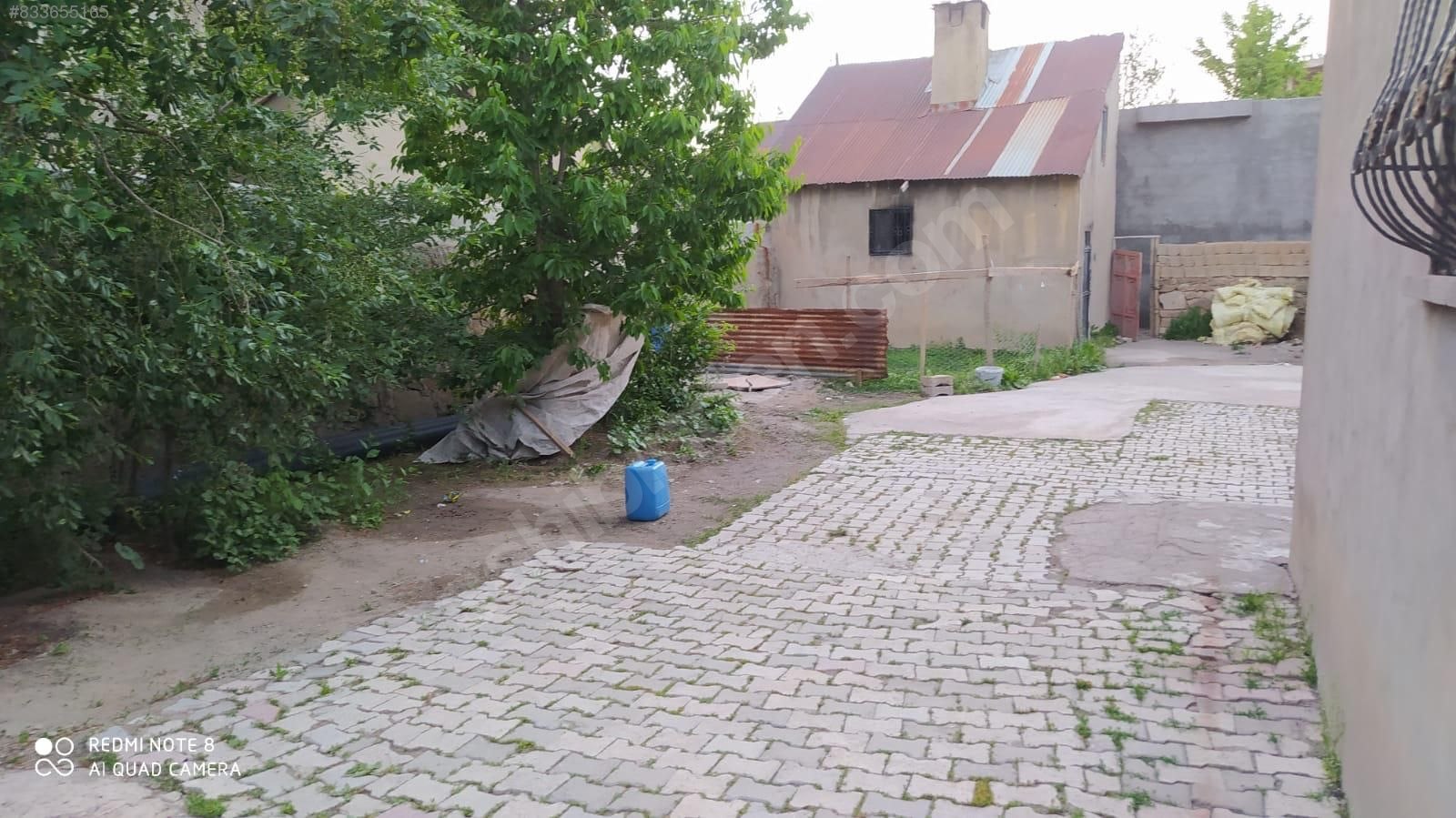 YÜKSEKOVA YEŞILDERE MAH. SATILIK TEK KATLI EV VE ARSA Satılık Arsa