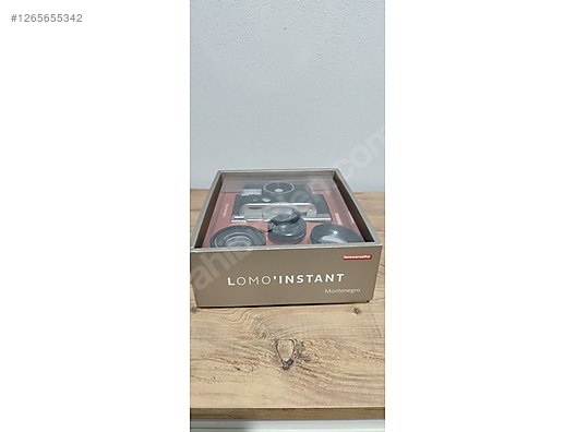 Used & Brand New Items / Cameras & Photographic Equipment / Analogue Film Cameras / Instant Camera