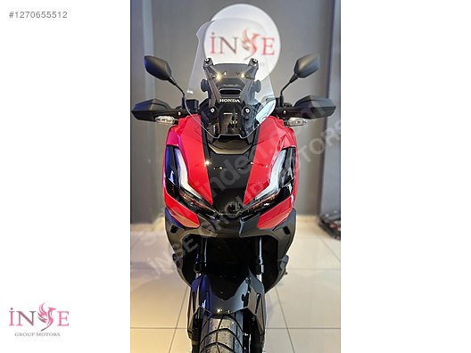 Kırmızı Honda ADV 350 Otomatik