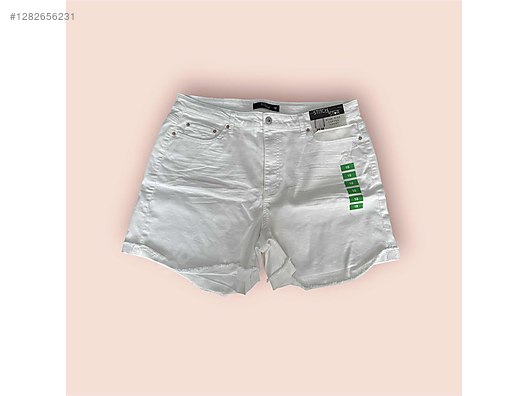 İkinci El ve Sıfır Alışveriş / Giyim & Aksesuar / Kadın / Giyim / Şort