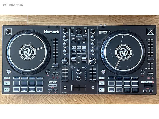 Numark Mixtrack Pro Fx Contorller kutusunda on sahibinden.com