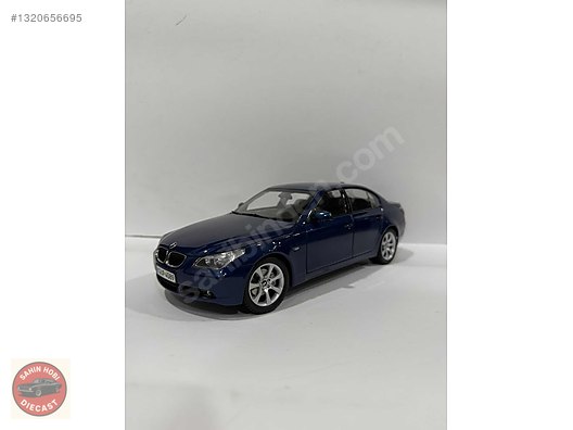 Kyosho Diecast Model 1:18 BMW Araba - 1320656695