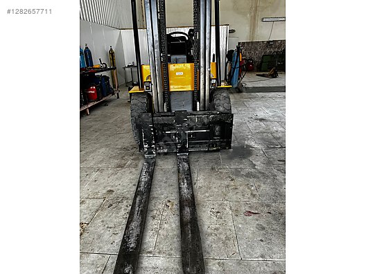 Machinery / Industrial / Carrying & Stacking Equipment / Forklifts / For Sale / Çukurova Makina