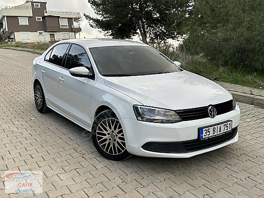 Volkswagen Jetta 1.6 TDI Trendline 2014 MODEL Jetta 1.6