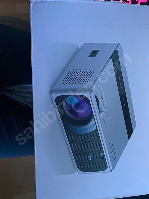 3800 Lümens Hd Kablosuz LCD Projeksiyon Cihazı