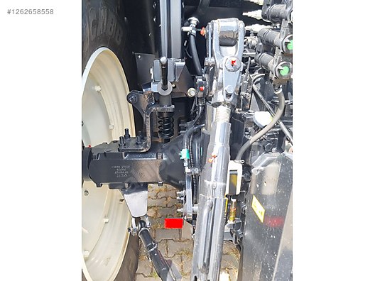 2022 TR6.125S New Holland