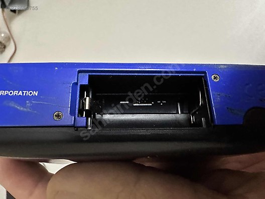 Used & Brand New Items / Cameras & Photographic Equipment / Analogue Film Cameras / 35 mm Film Cameras / Konica