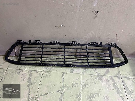 おまとめ① BMW X1 F48 ÖN TAMPON ORTA IZGARA 51117354773 - İlan ve alışverişte