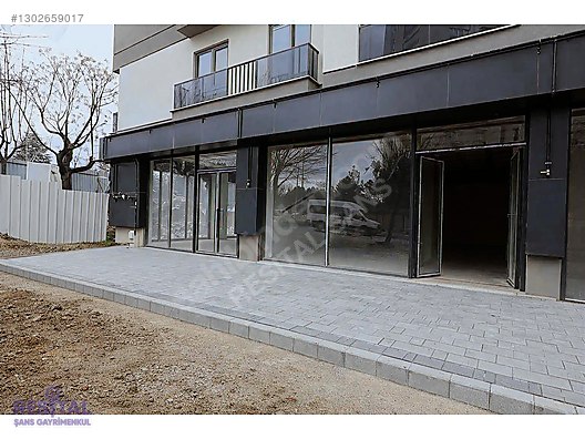 KORUPARK YANI CADDE ÜZERİNDE KİRALIK 94m2 DÜKKAN