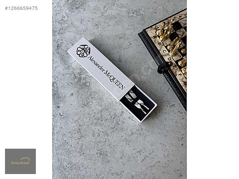 小物 Alexander McQueen 2008 'Queen Elizabeth Alexander McQueen 2008 'Queen Elizabeth rare ALEXANDER MCQUEEN