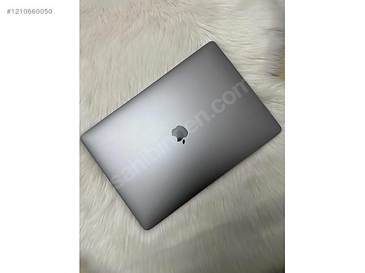 MacBook Pro 15 inç 32GB Ram Tb i7 nesil 4gb ekran karti