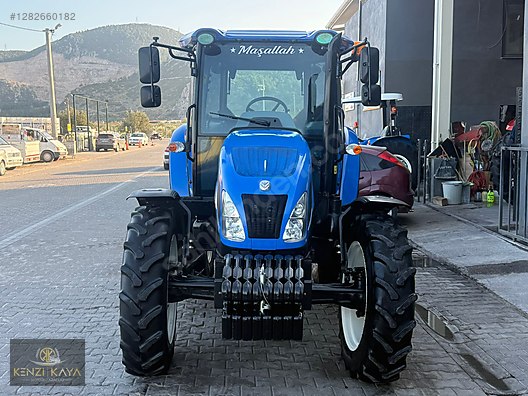 Machinery / Agricultural Machines / Tractors / New Holland / TD90D