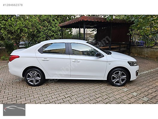 Vasıta / Otomobil / Citroen / C-Elysée / 1.5 BlueHDI / Feel Bold