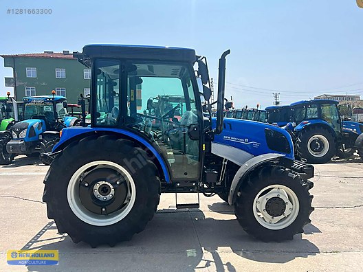 Machinery / Agricultural Machines / Tractors / New Holland / TT60 Classic