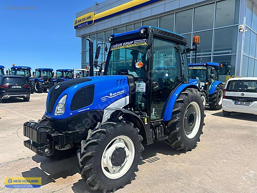 Machinery / Agricultural Machines / Tractors / New Holland / TT60 Classic