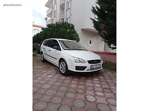 ford focus 1 6 tdci trend aile arabasi beyaz kugu degisensiz focus sahibinden comda 980663684