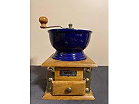 VİNTAGE KAHVE ÖĞÜTÜCÜ