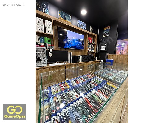 Used & Brand New Items / Computers / Peripherals / Headphones & Microphones