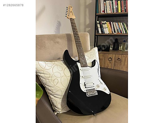 İkinci El ve Sıfır Alışveriş / Müzik / Müzik Aletleri / Telli Çalgılar / Gitar / Elektro