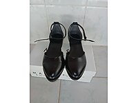 Siyah kısa topuklu ayakkabı (39)