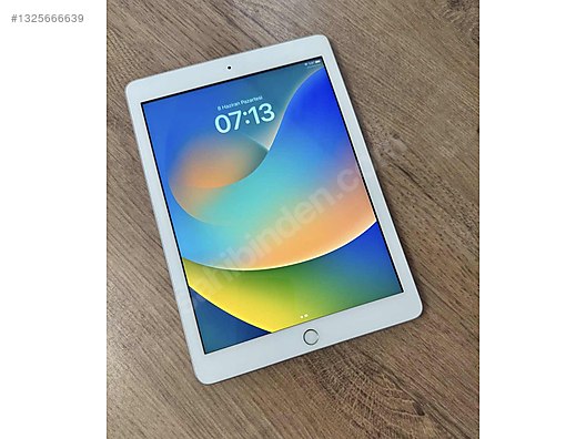 Apple iPad 5 32 GB Tablet - 1325666639