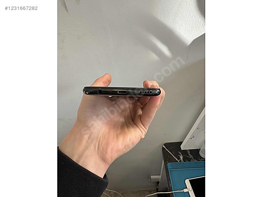 Used & Brand New Items / Cell Phones & Accessories / Cell Phones / Huawei / P Smart (2019)