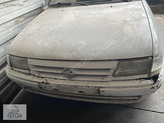 Opel astra F kasa ön tampon