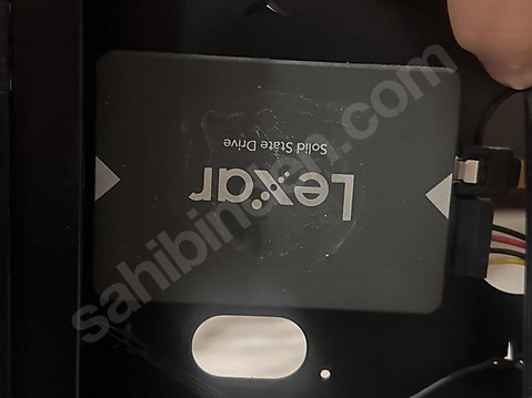 LEXAR 500 GB SSD