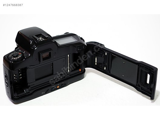 Used & Brand New Items / Cameras & Photographic Equipment / Analogue Film Cameras / 35 mm SLR / Canon