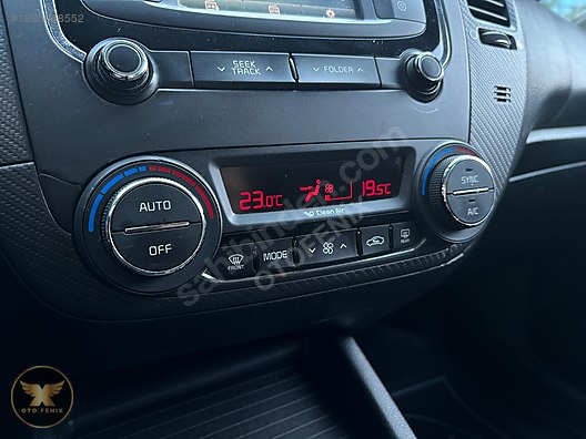 OTOFENİX 2016 KIA CERATO 1.6 CRDi CONCEPT PLUS SUNROOF HATASIZ