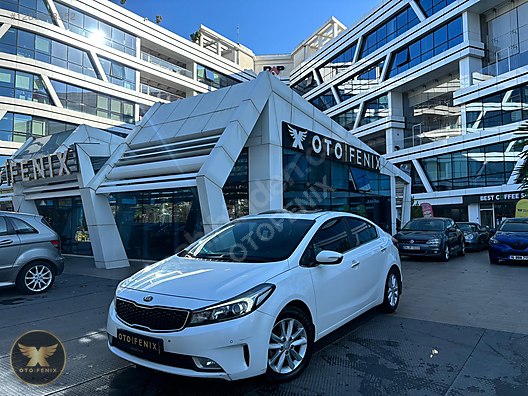 OTOFENİX 2016 KIA CERATO 1.6 CRDi CONCEPT PLUS SUNROOF HATASIZ