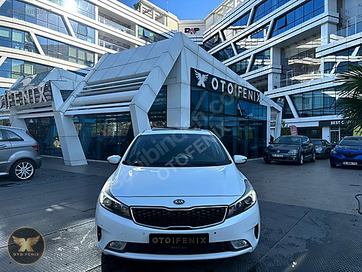 OTOFENİX 2016 KIA CERATO 1.6 CRDi CONCEPT PLUS SUNROOF HATASIZ