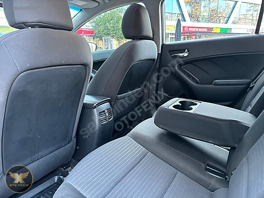 OTOFENİX 2016 KIA CERATO 1.6 CRDi CONCEPT PLUS SUNROOF HATASIZ
