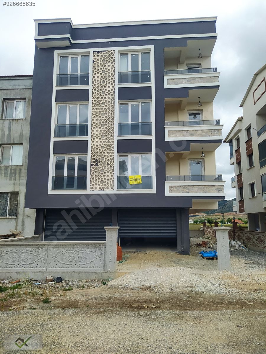 AKHİSAR HÜRRİYET MAH.DE SATILIK 2+1 DAİRE Satılık Daire İlanları