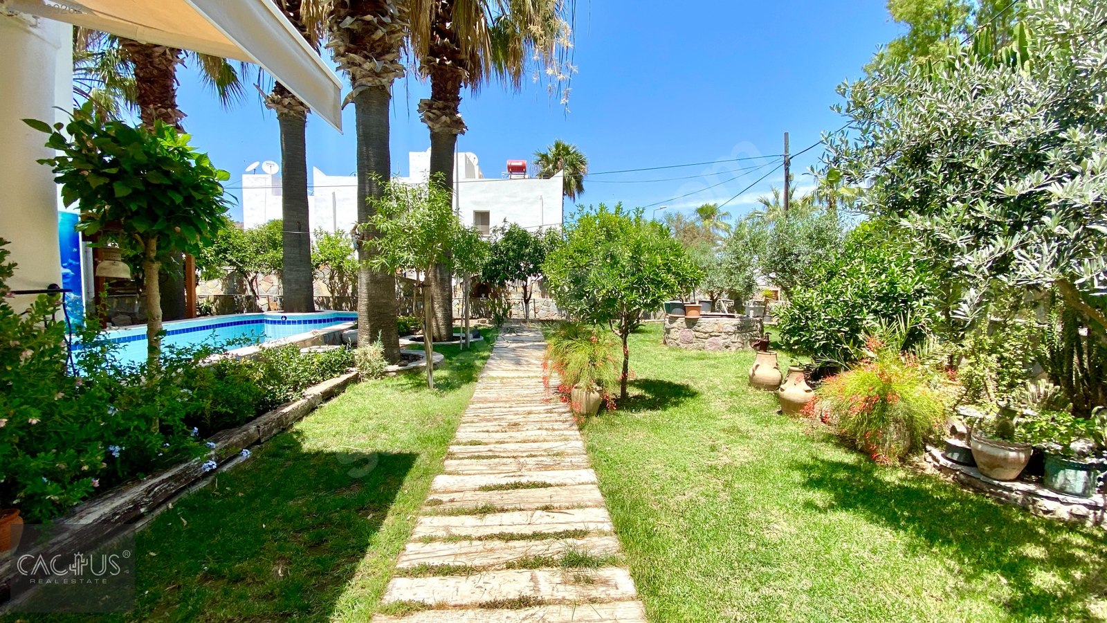 Bodrum Gündoğan�da Denize 80mt Özel Havuzlu Satılık Villa Satılık
