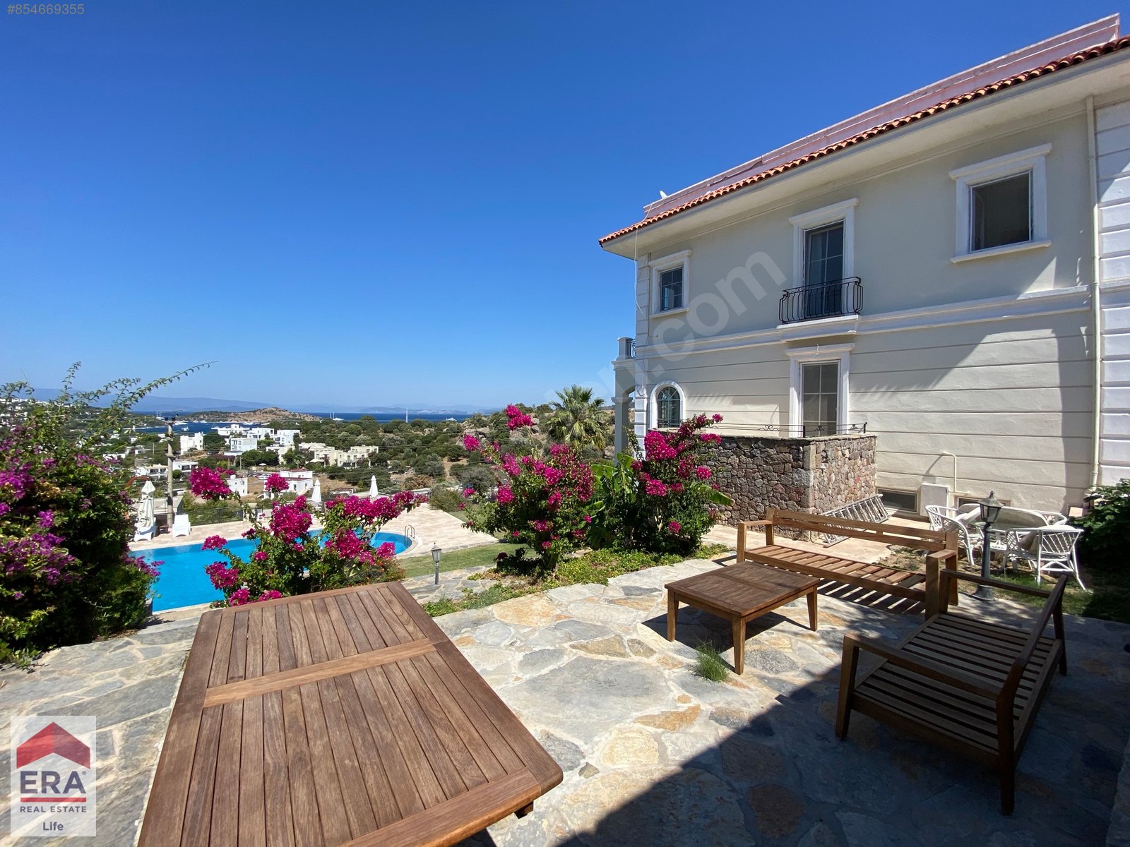 Emlak Ofisinden Satılık 5+3, 270 m² Müstakil Ev 6.500.000 TL�ye
