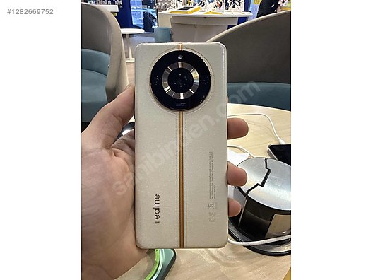 Used & Brand New Items / Cell Phones & Accessories / Cell Phones / Realme / 11 Pro