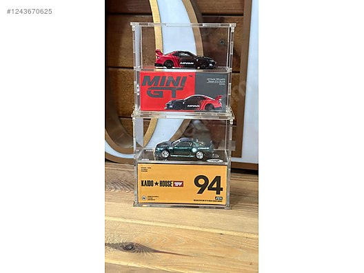 Mini GT Diecast Model Diorama Set - 1243670625