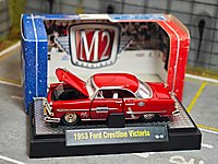 1953 FORD CRESTLİNE VİCTORİA - M2 MACHİNES 1/64 #1279670839