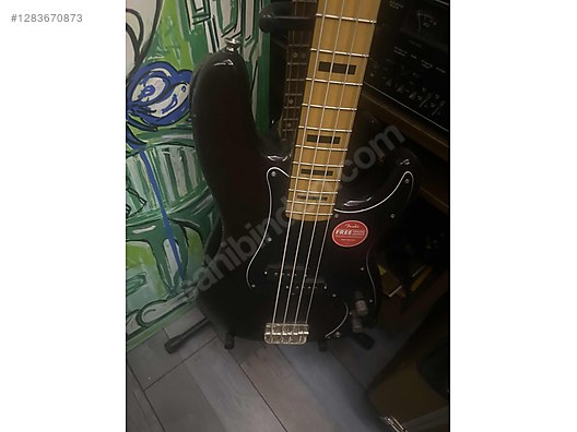 Used & Brand New Items / Music / Musical Instruments / Stringed Instruments / Guitar / Bass