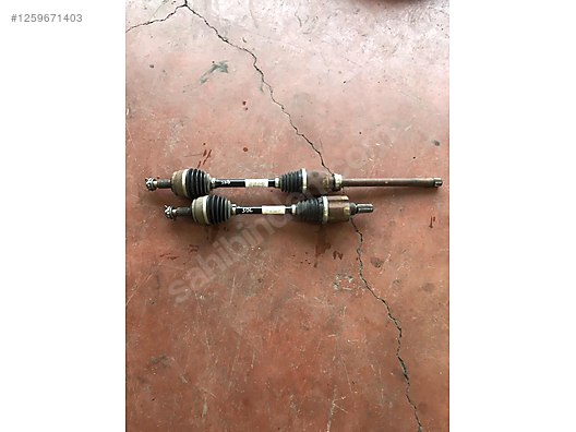 Minivans & Vans / Drivetrain & Steering Wheel / 9810608380