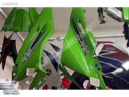 Gear Wheel / kawasaki zx10r orjınal depo+ depo altı grenajı sağ