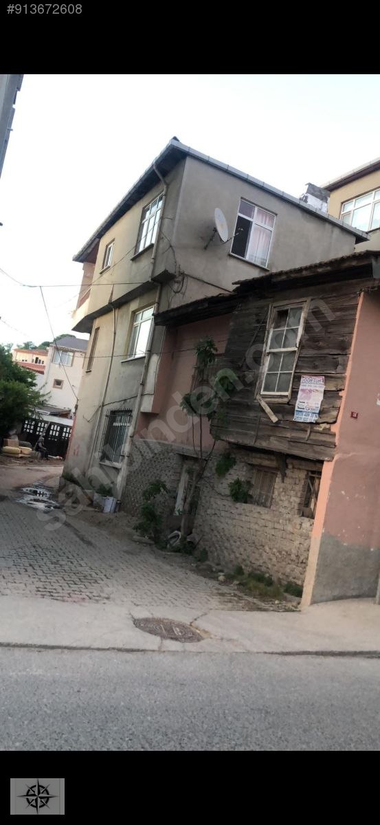 ARNAVUTKÖY BOĞAZKÖY DE SATILIK MÜSTAKİL 3 DAİRELİ BİNA Satılık