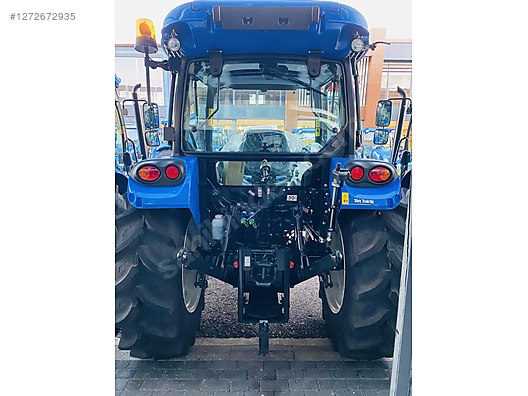 Machinery / Agricultural Machines / Tractors / New Holland / T4.75S