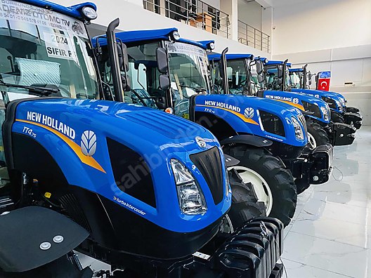 Machinery / Agricultural Machines / Tractors / New Holland / T4.75S