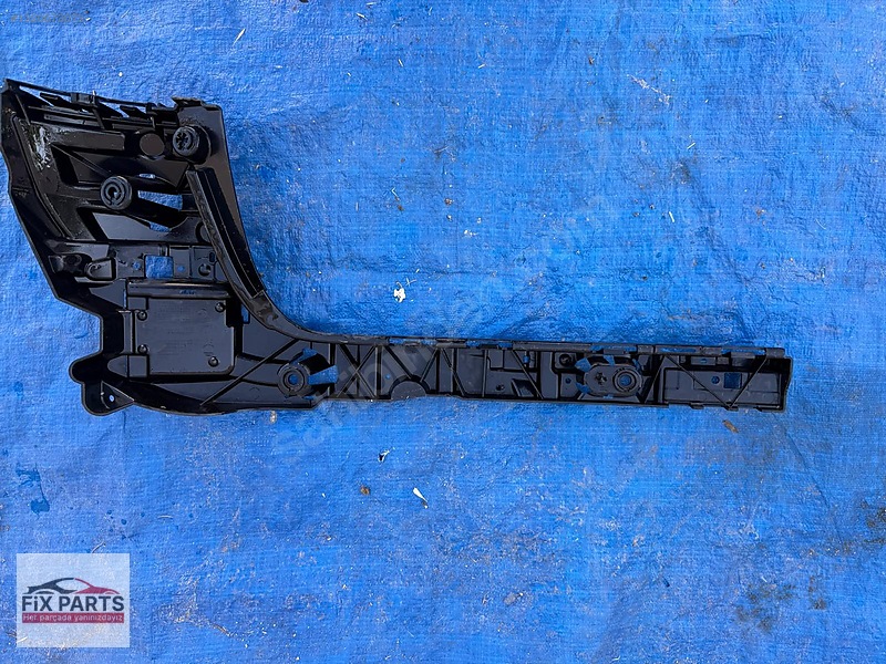 BMW X3 Tampon Braketi (Arka)