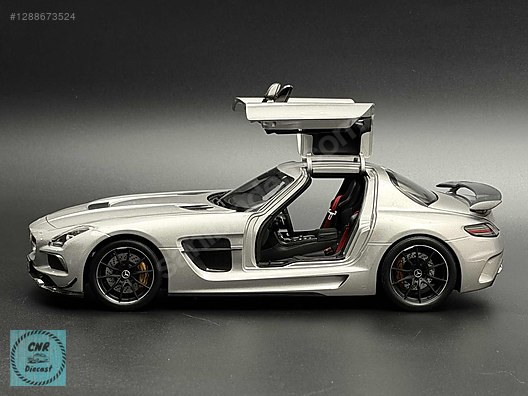 Minichamps Diecast Model 1:18 Mercedes Benz Araba - 1288673524